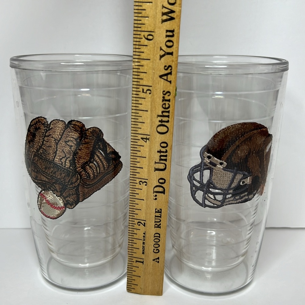 2 Tervis Tumbler Baseball Football Glasses - Picture 4 of 4
